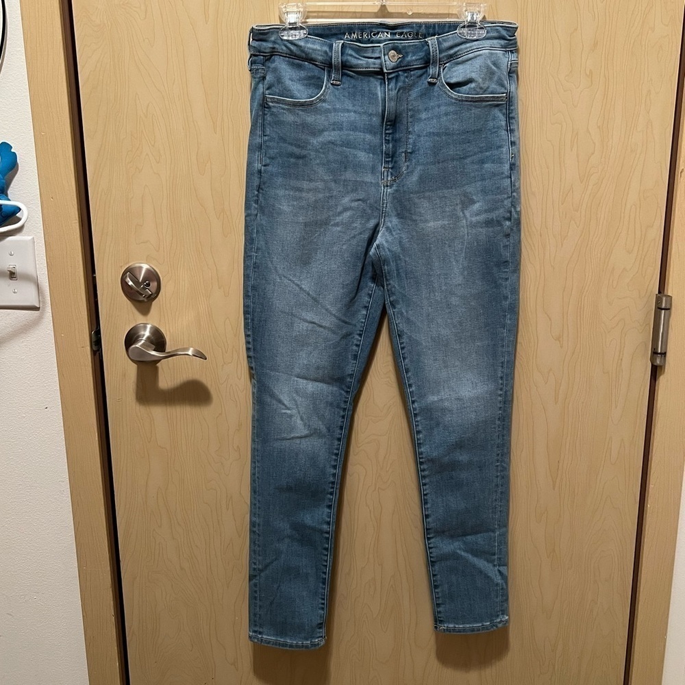 American Eagle super hi-rise jegging